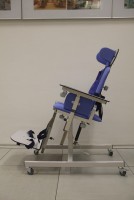 Учебное место учащегося с нарушением ОДА (р. гр. 0,70-0,90 м, столешница из фанеры) - fgospostavki.ru - Новоалтайск